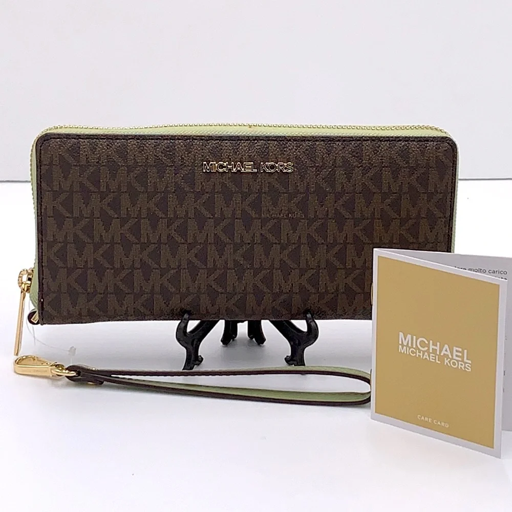 MICHAEL KORS  Large Travel Continental Leather
Color: Light Sage/ Brown multi - Picture 3 of 16
